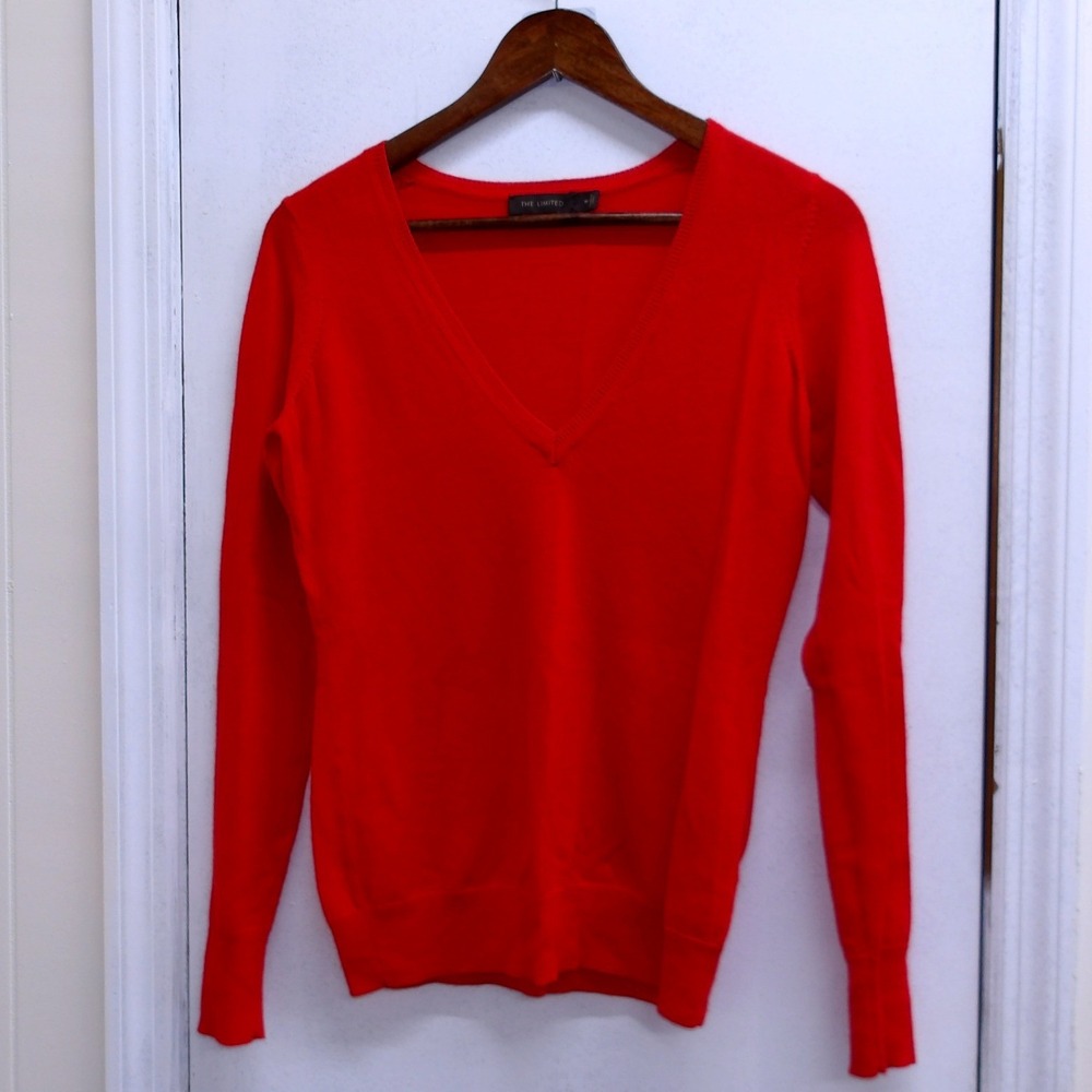 The Limited Red V Neck Long Sleeve Casual Sweater Women's Size M / #1358